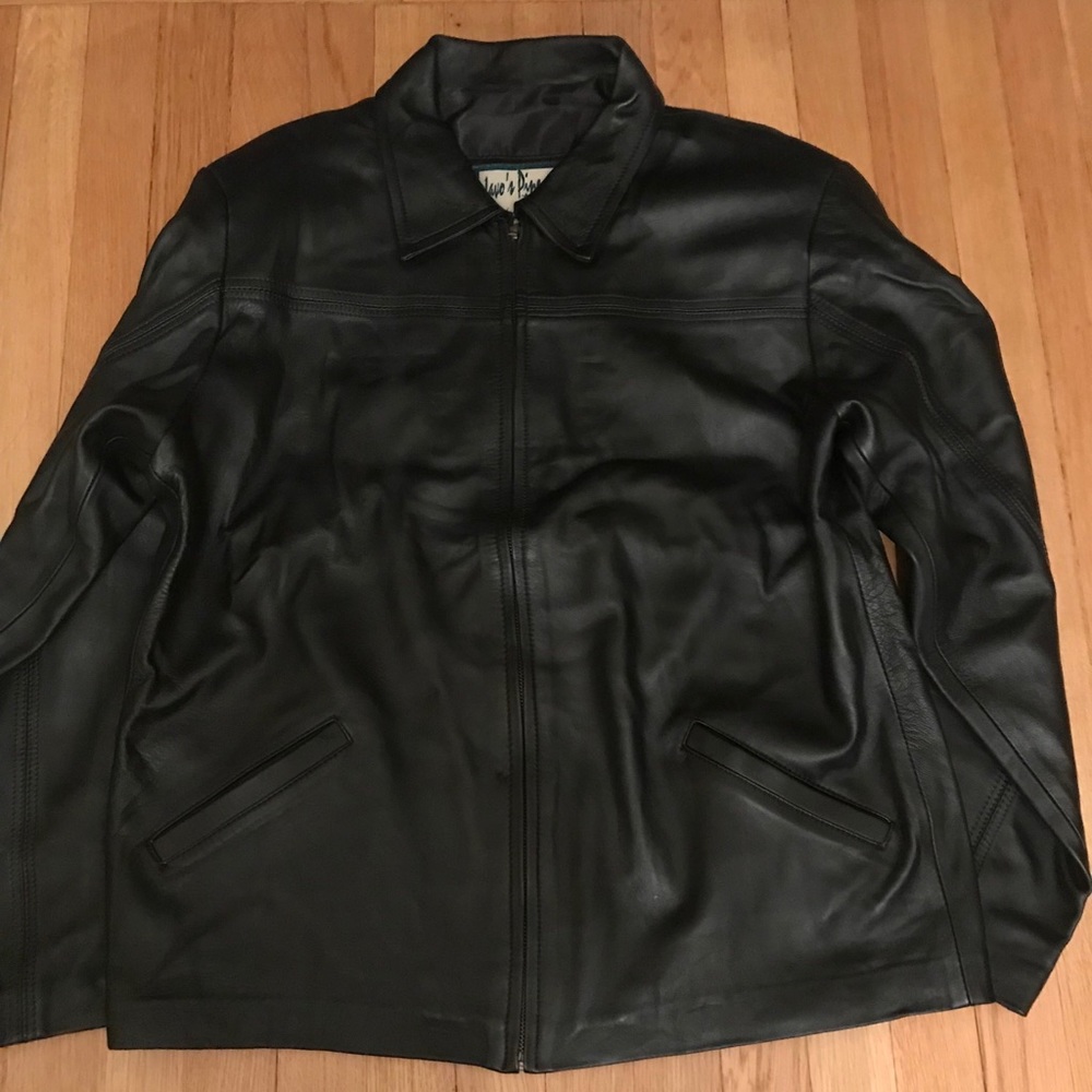 Men’s black leather jacket